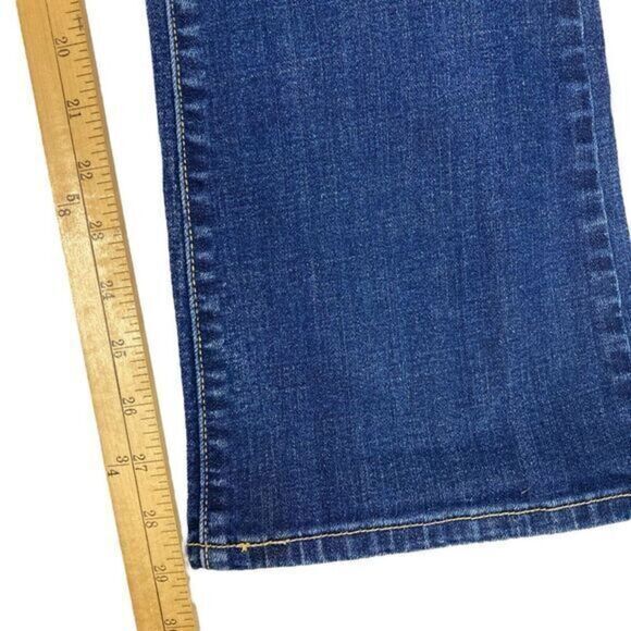 Levi's 515 Bootcut Jeans 12 Short Blue Denim Wash Western Cowboy Cowgirl Career - Picture 13 of 15